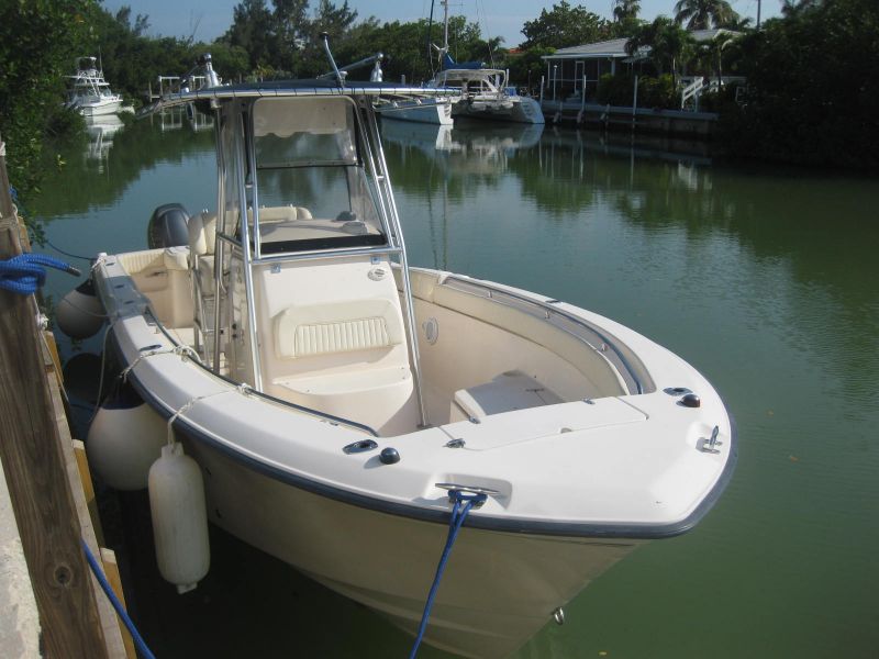 27ft Grady White Rental Boat