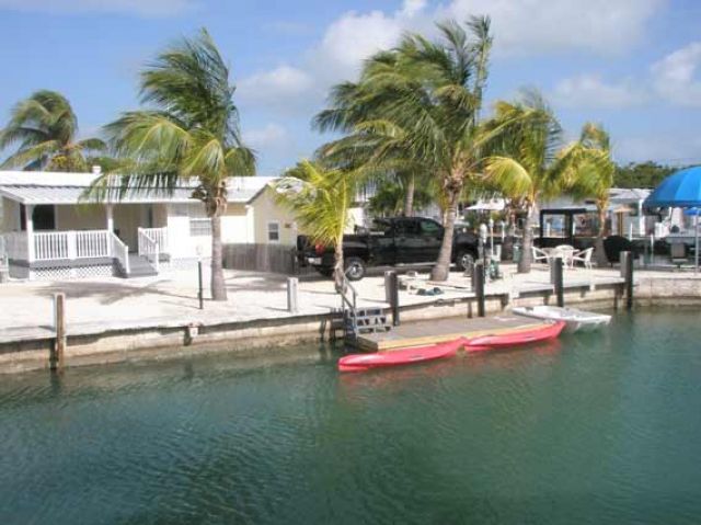 Vacation Home With Dock and Kayaks